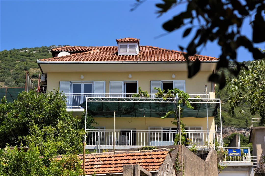 Pelješac apartmaji Orsula Hrvaška cover