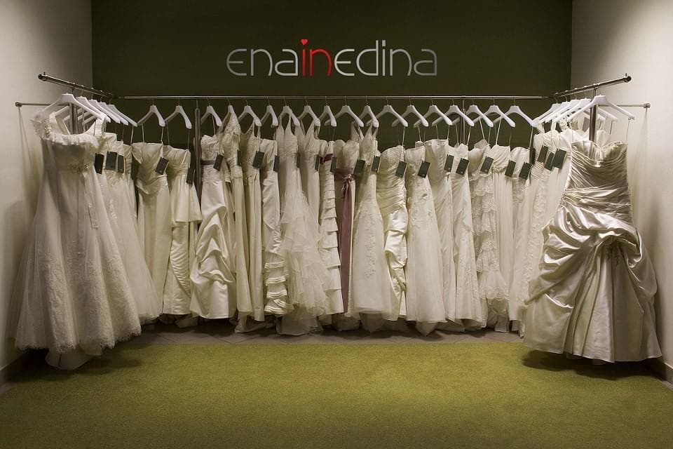 ENA IN EDINA, IZPOSOJA IN PRODAJA SVEČANIH OBLEK, IRENA PETERKA S.P., DOMŽALE cover
