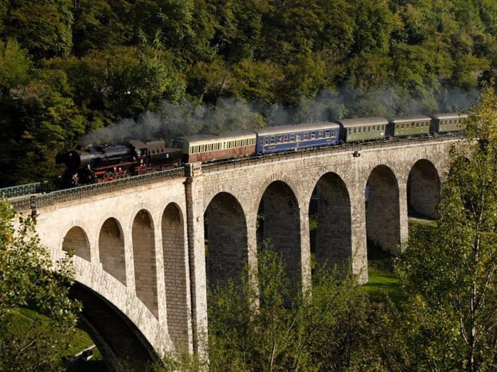 VOŽNJA Z MUZEJSKIM VLAKOM, C.L.U.B. TURISTIČNA AGENCIJA, RADOVLJICA