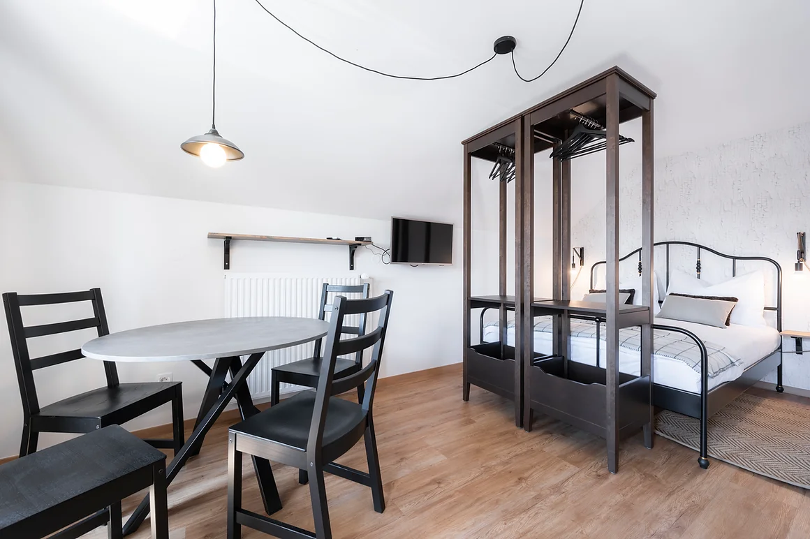 Apartma Storžič Lesce